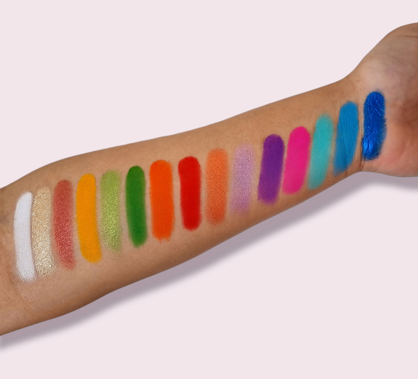 Empress Me Colours of the World eyeshadow palette